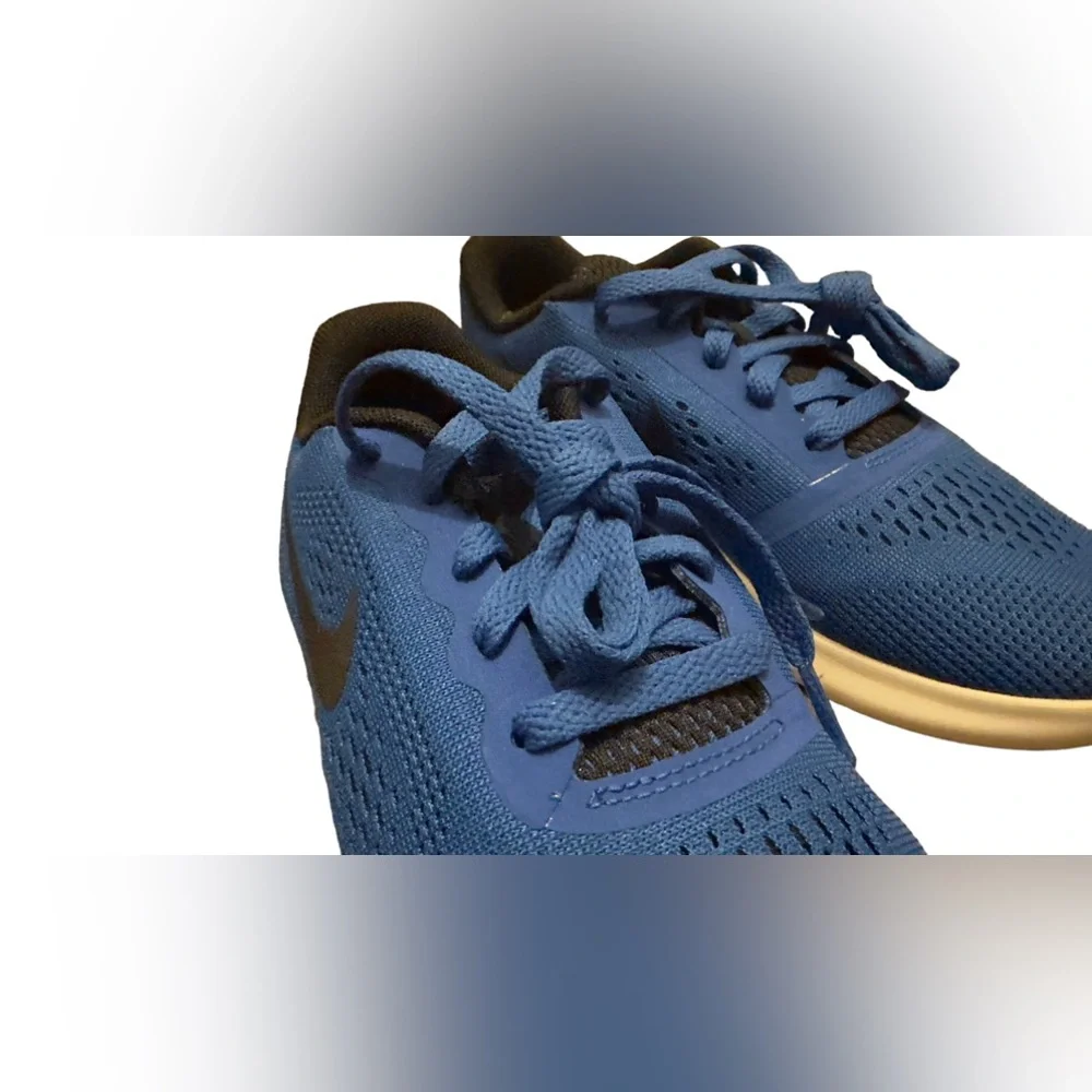 NIKE YOUTH FREE RUNNING BLUE WHITE BOYS SHOES SIZE 3Y - Picture 5 of 7